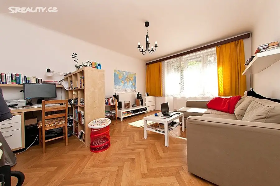 Pronájem bytu 2+1 47 m², Domažlická, Praha 3 - Žižkov