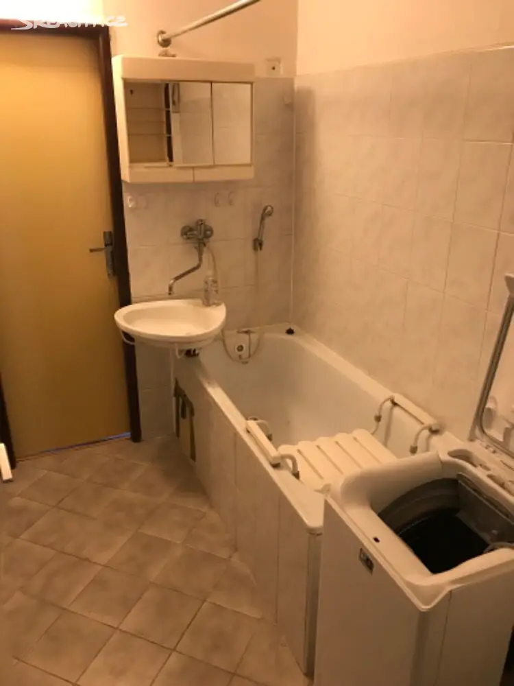 Prodej bytu 3+1 75 m², Kurkova, Praha 8 - Kobylisy