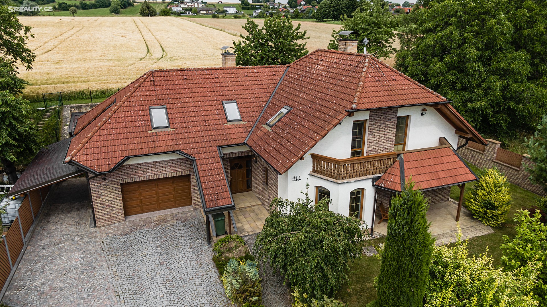 Prodej  rodinného domu 388 m², pozemek 752 m², Na Lánech, Litomyšl - Lány