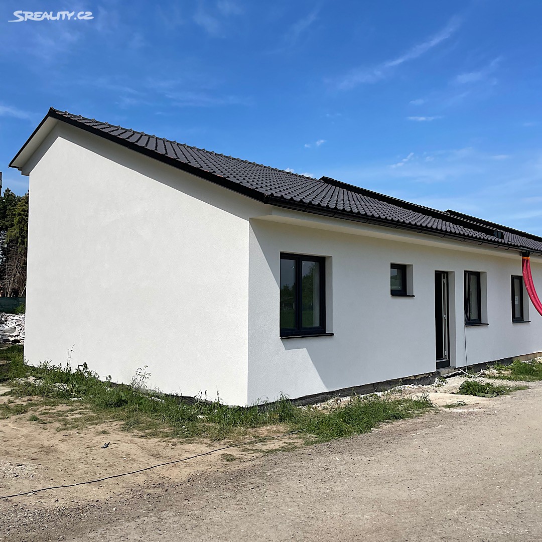 Prodej  rodinného domu 100 m², pozemek 379 m², Prostějov - Vrahovice, okres Prostějov