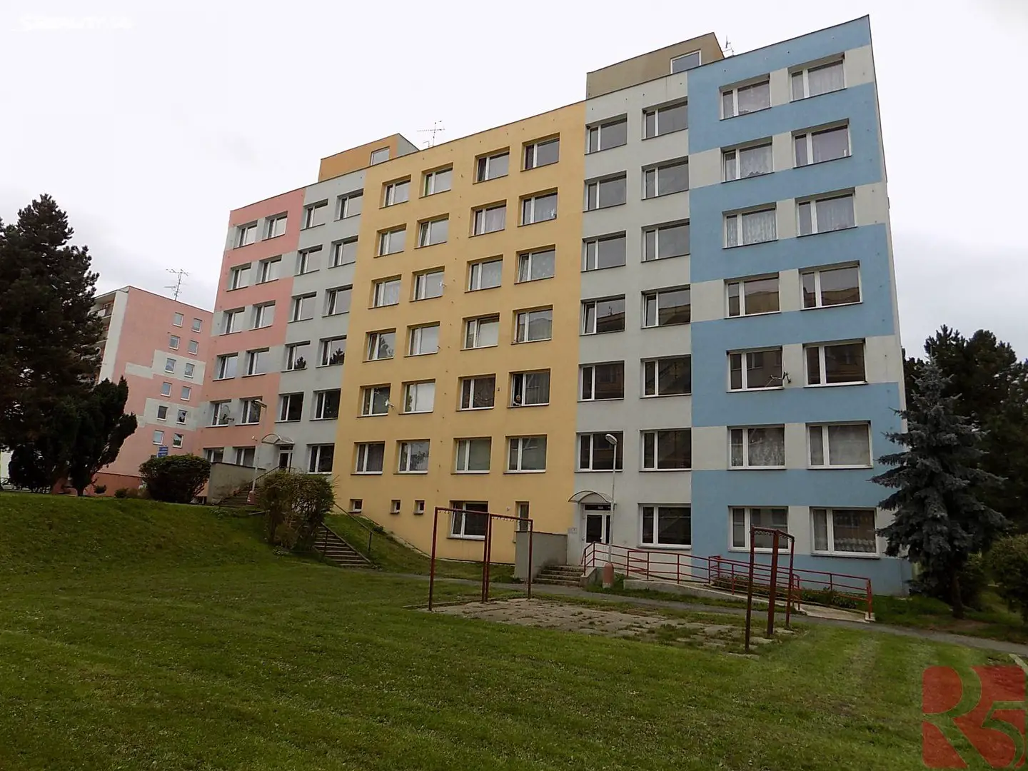 Pronájem bytu 1+kk 24 m², Rožmitálská, Březnice