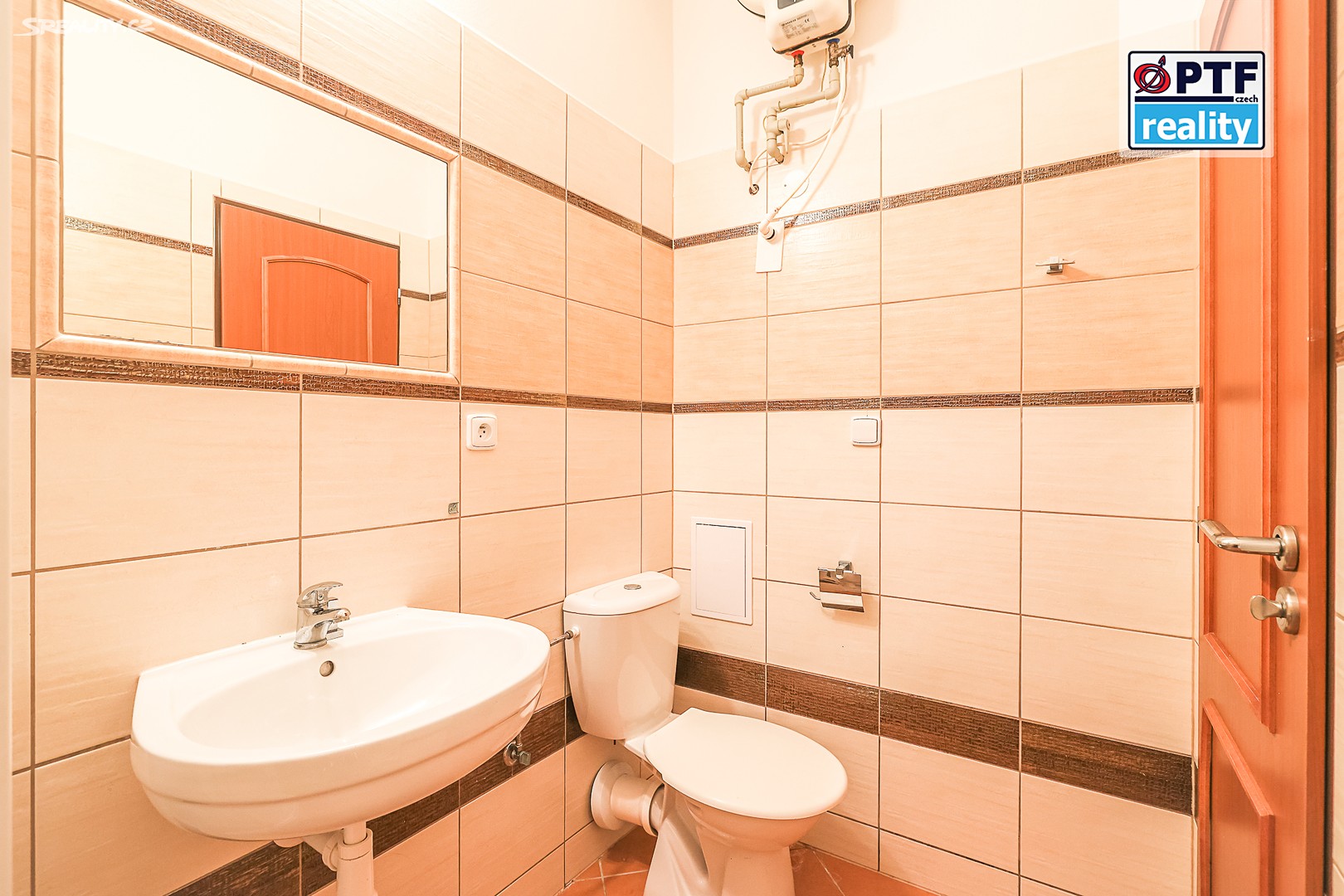 Pronájem bytu 1+kk 24 m², Plzeň - Jižní Předměstí, okres Plzeň-město