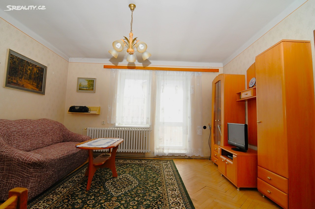 Prodej bytu 3+1 72 m², Terezínská, Lovosice