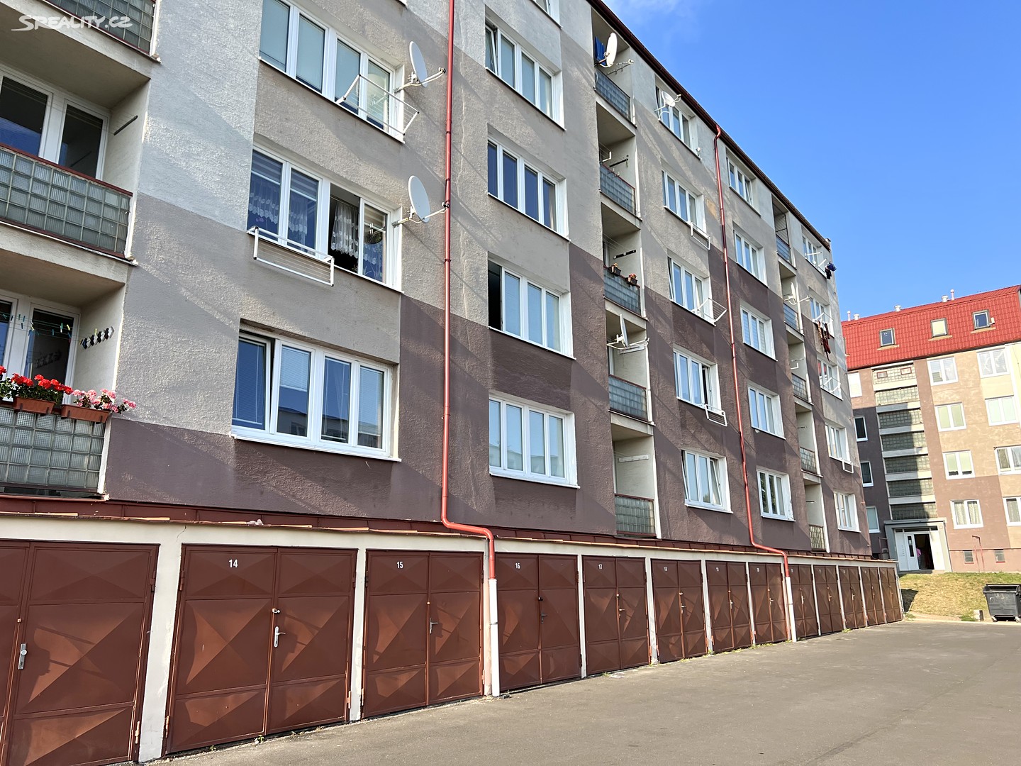 Prodej bytu 3+1 63 m², B. Němcové, Meziboří