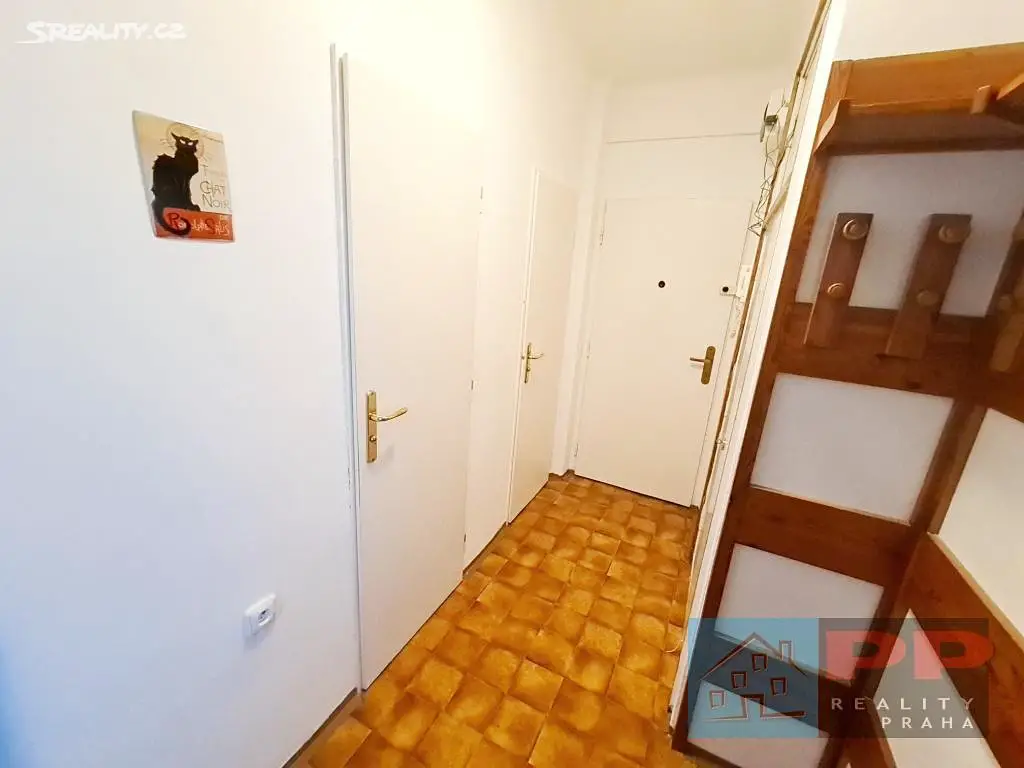 Prodej bytu 3+1 66 m², Žalmanova, Praha 4 - Braník