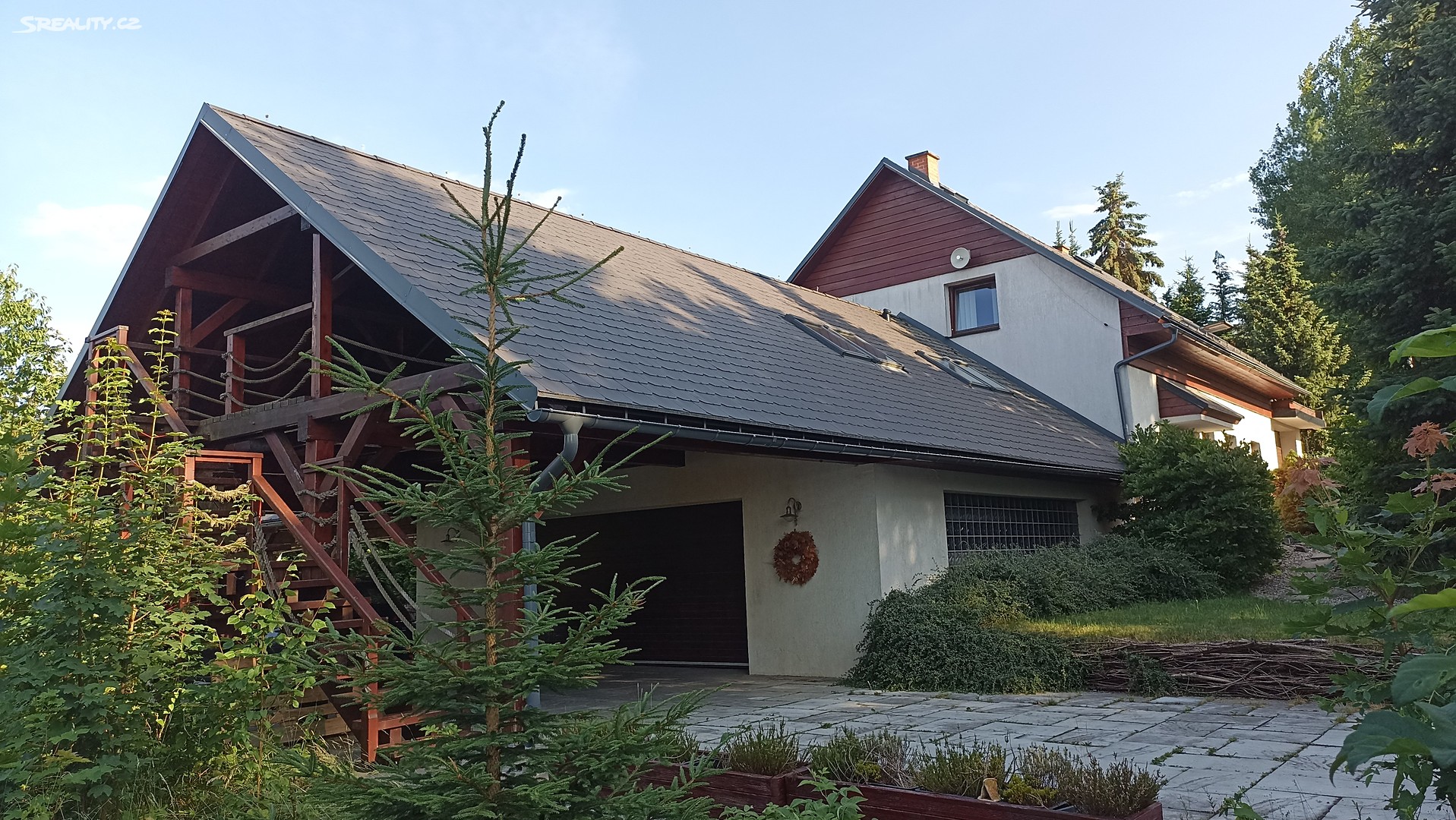 Prodej  rodinného domu 576 m², pozemek 5 066 m², Hrádek nad Nisou - Dolní Suchá, okres Liberec