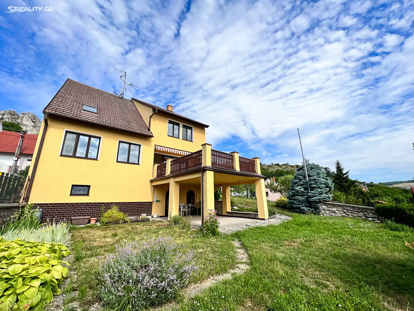 Prodej  rodinného domu 300 m², pozemek 556 m², Klentnice, okres Břeclav