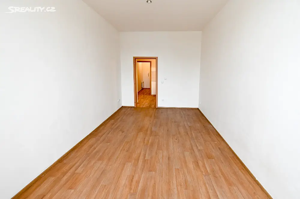 Pronájem bytu 1+1 30 m², Dornych, Brno