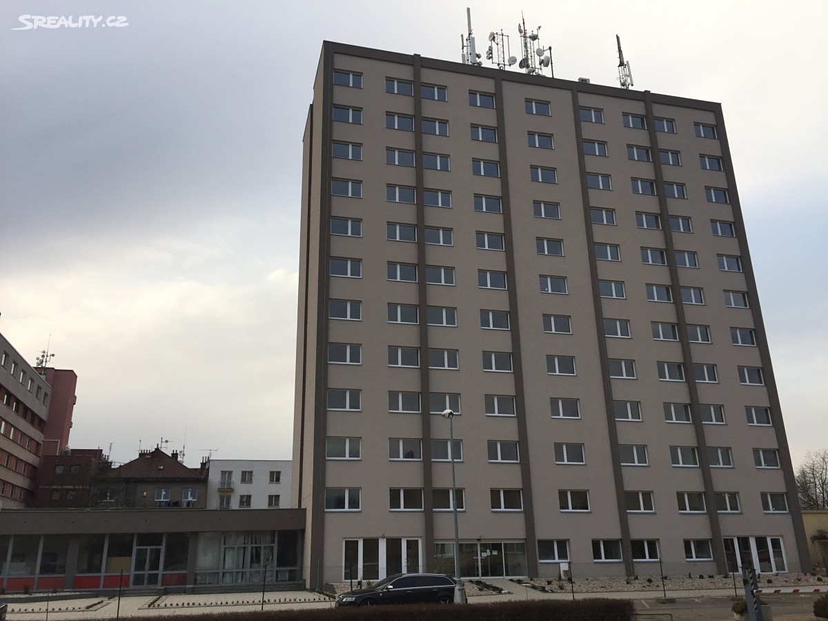 Pronájem bytu 1+kk 30 m², Sušilova, Hradec Králové - Pražské Předměstí