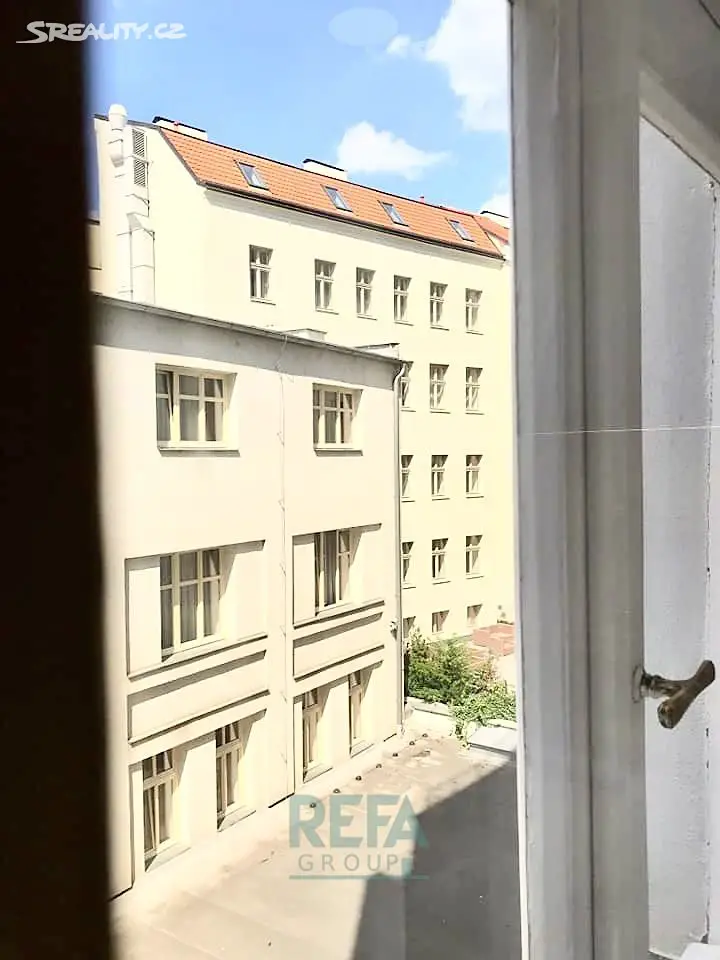 Pronájem bytu 2+1 75 m², Hálkova, Praha 2 - Nové Město