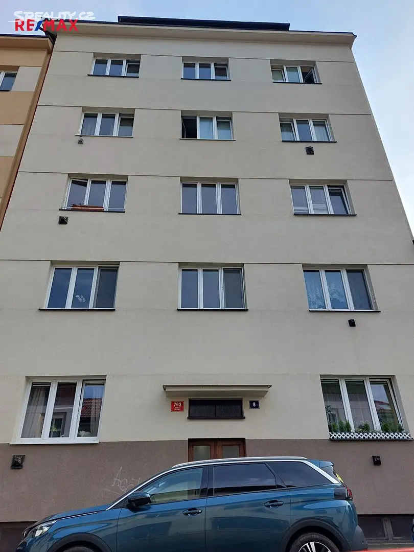 Pronájem bytu 2+kk 50 m², Boleslavova, Praha 4 - Nusle