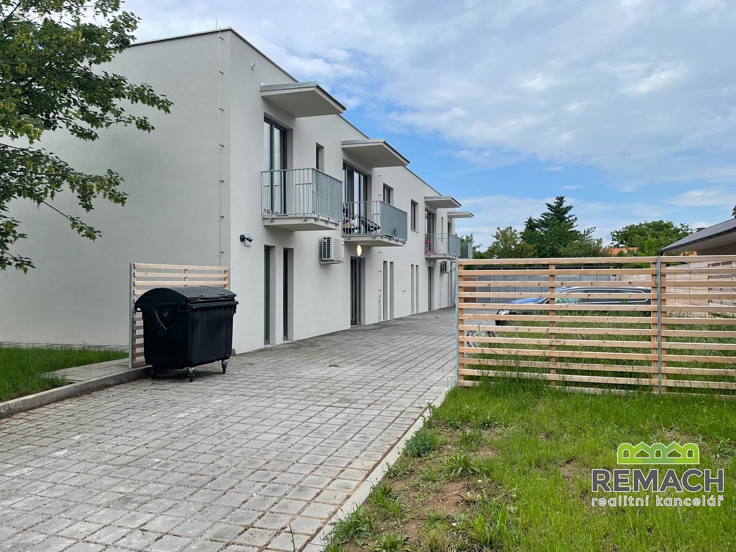 Pronájem bytu 2+kk 55 m², náměstí 24. dubna, Veselí nad Moravou