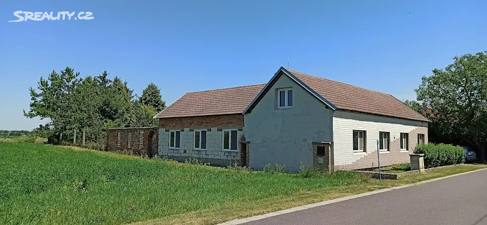 Prodej  rodinného domu 218 m², pozemek 367 m², Dyjákovičky, okres Znojmo