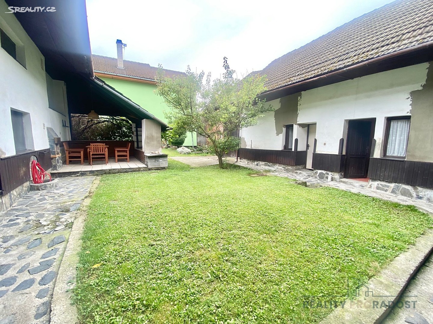 Prodej  rodinného domu 80 m², pozemek 2 564 m², Hranice - Hranice VII-Slavíč, okres Přerov