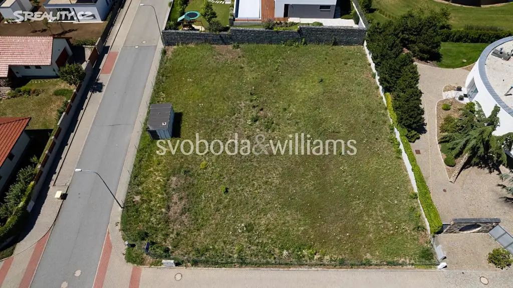 Prodej  stavebního pozemku 1 316 m², U Hájku, Moravany