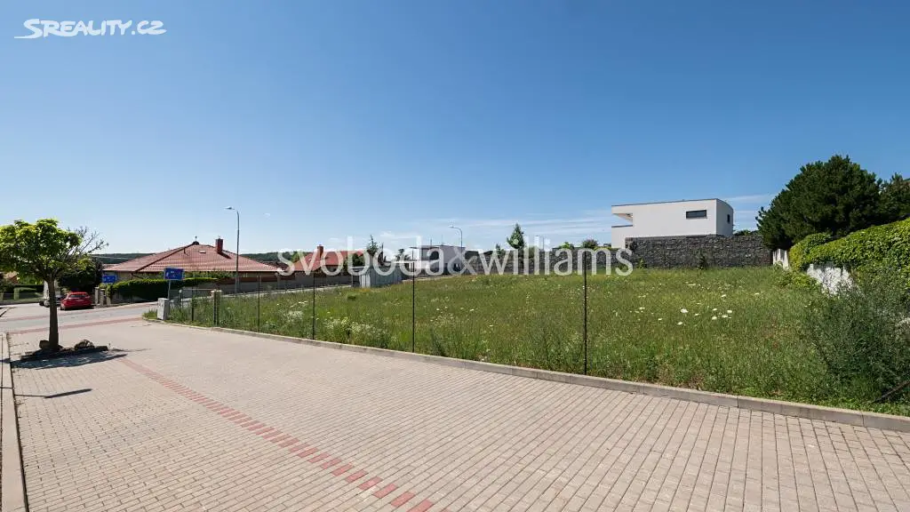 Prodej  stavebního pozemku 1 316 m², U Hájku, Moravany
