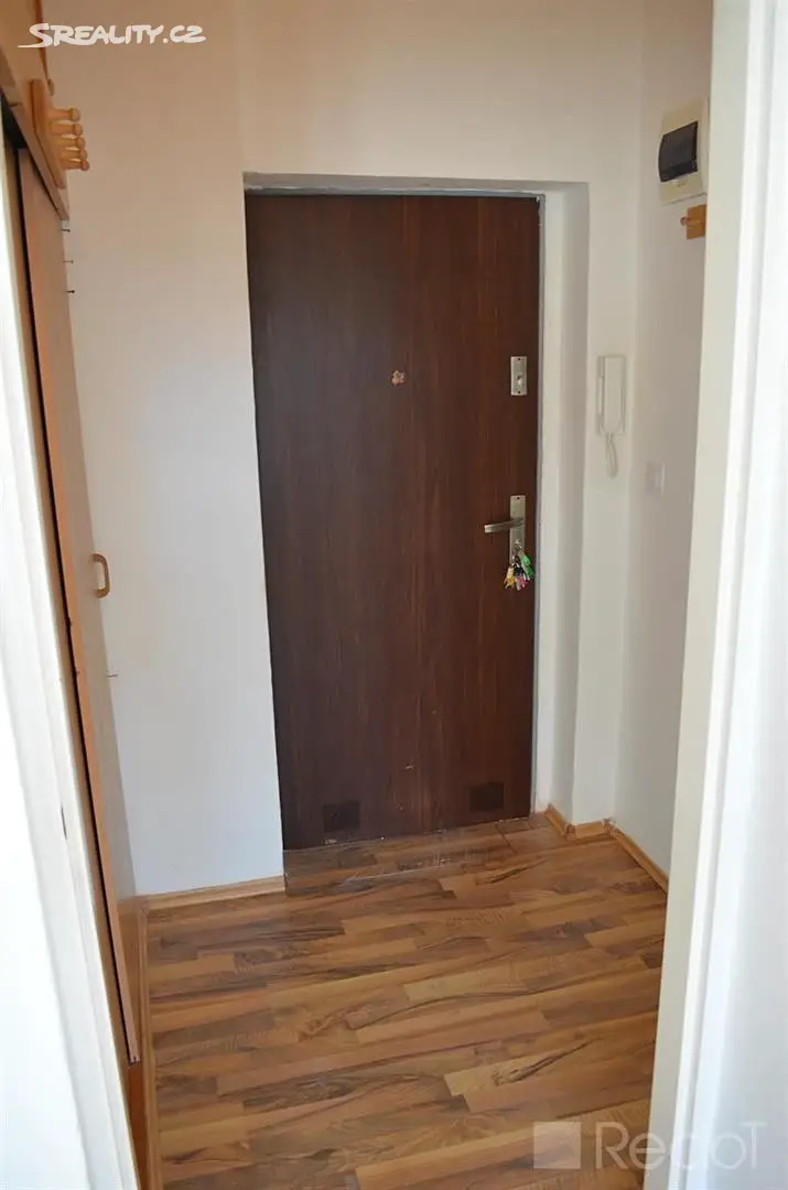 Pronájem bytu 1+1 36 m², Americká, Karlovy Vary