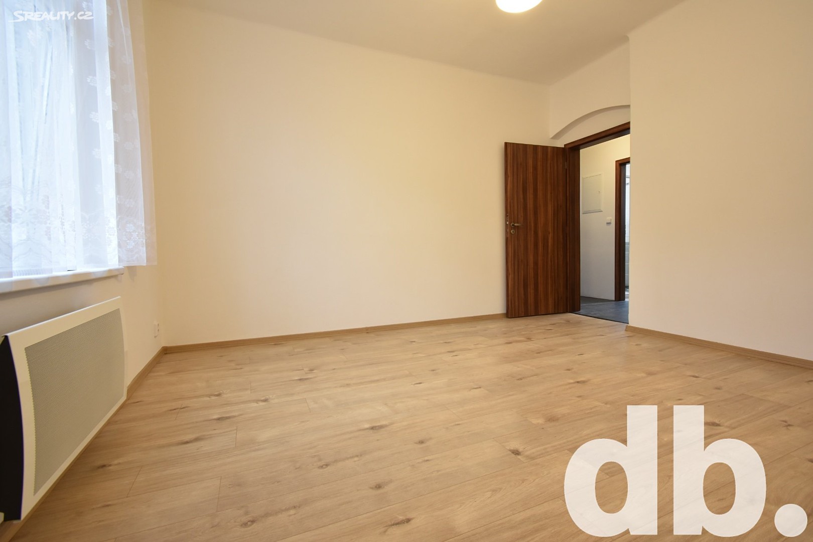 Pronájem bytu 2+1 50 m², Vrchlického, Karlovy Vary