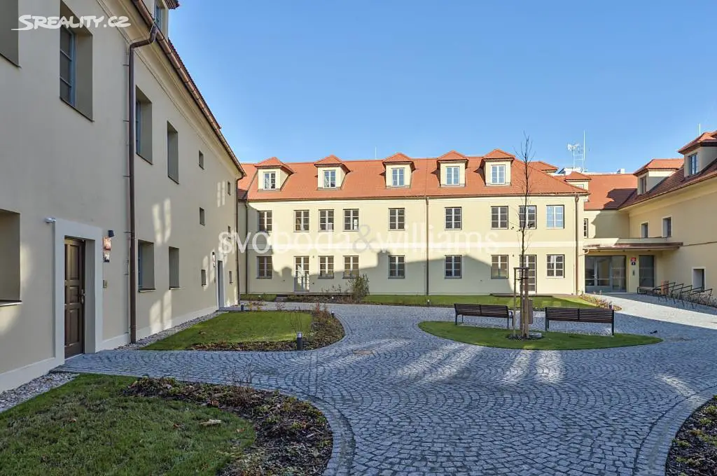 Pronájem bytu 2+1 83 m², U Matěje, Praha 6 - Dejvice