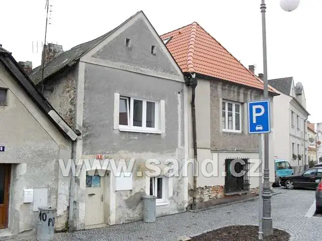 Pronájem  rodinného domu 120 m², pozemek 129 m², Poděbradova, Domažlice - Dolejší Předměstí