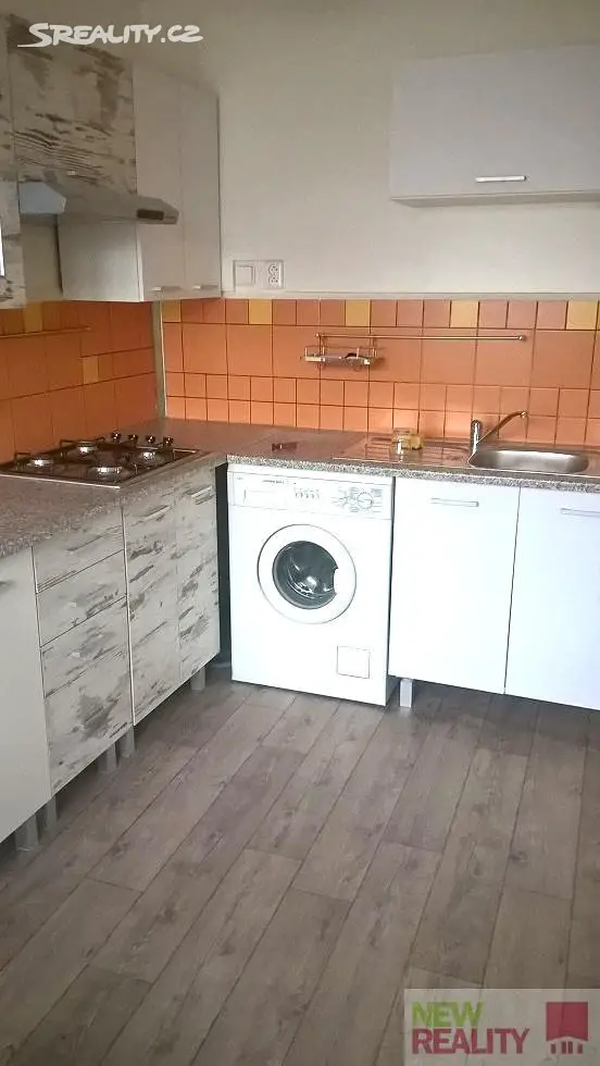 Prodej bytu 1+1 38 m², Zenklova, Praha 8 - Kobylisy