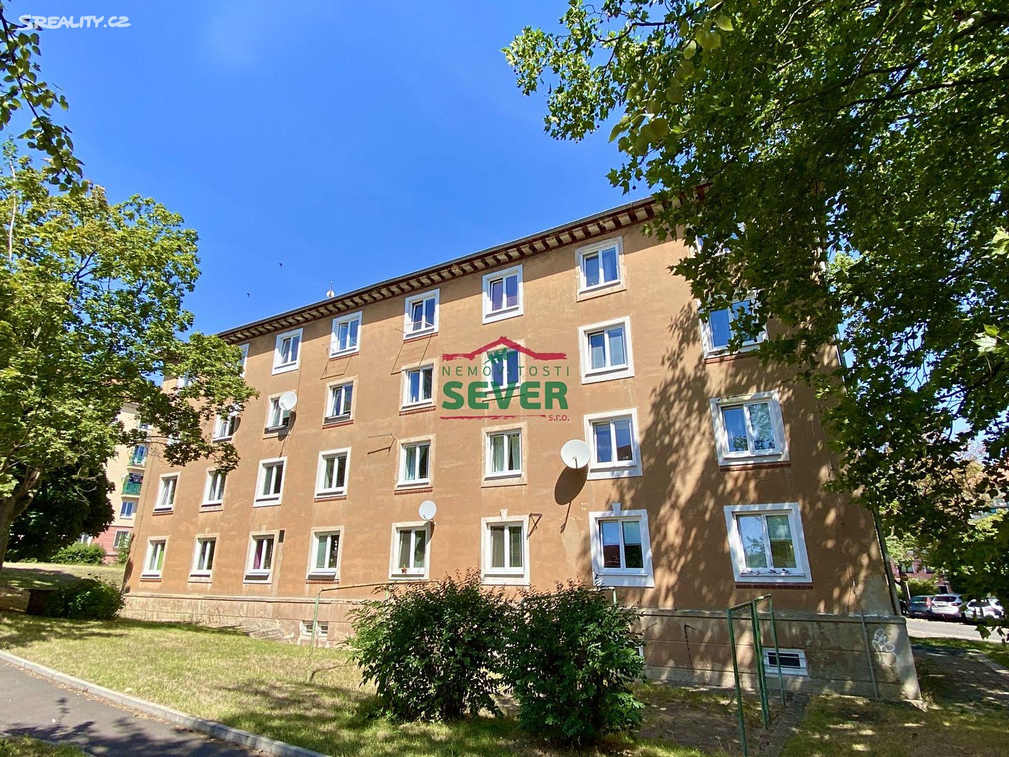 Prodej bytu 2+1 53 m², Antonína Dvořáka, Most