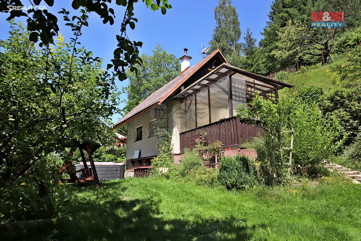 Prodej  chaty 77 m², pozemek 722 m², Jenišovice, okres Jablonec nad Nisou