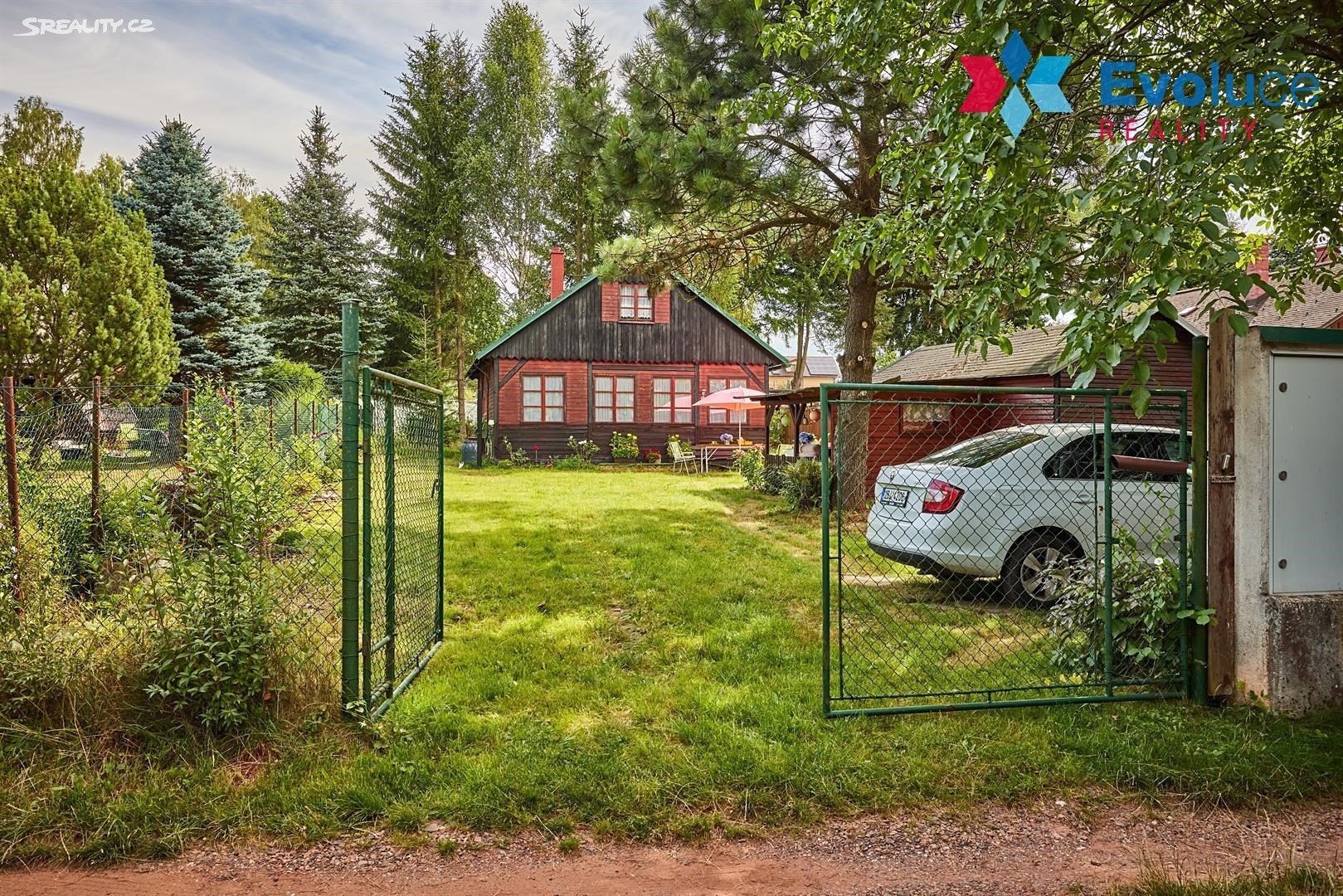 Prodej  chaty 77 m², pozemek 692 m², Červnová, Trutnov - Volanov
