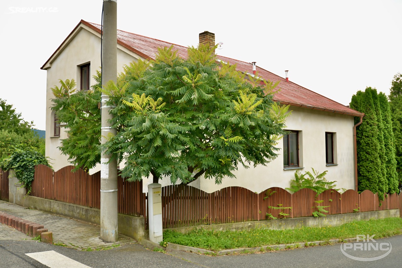 Prodej  rodinného domu 250 m², pozemek 615 m², Beroun - Beroun-Závodí, okres Beroun