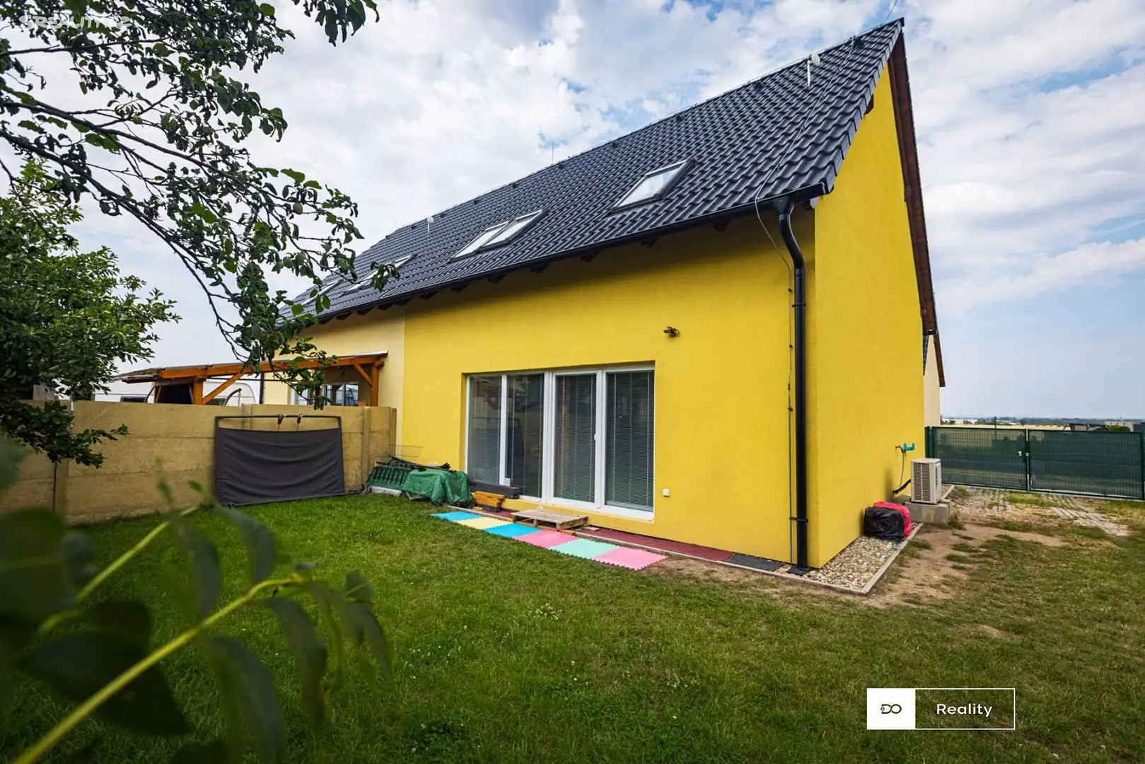 Prodej  rodinného domu 110 m², pozemek 300 m², Neratovice - Korycany, okres Mělník
