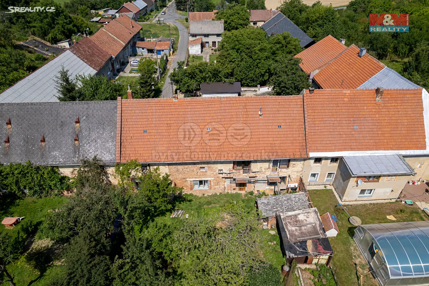 Prodej  rodinného domu 1 999 m², pozemek 1 999 m², Pavlovice u Kojetína - Unčice, okres Prostějov