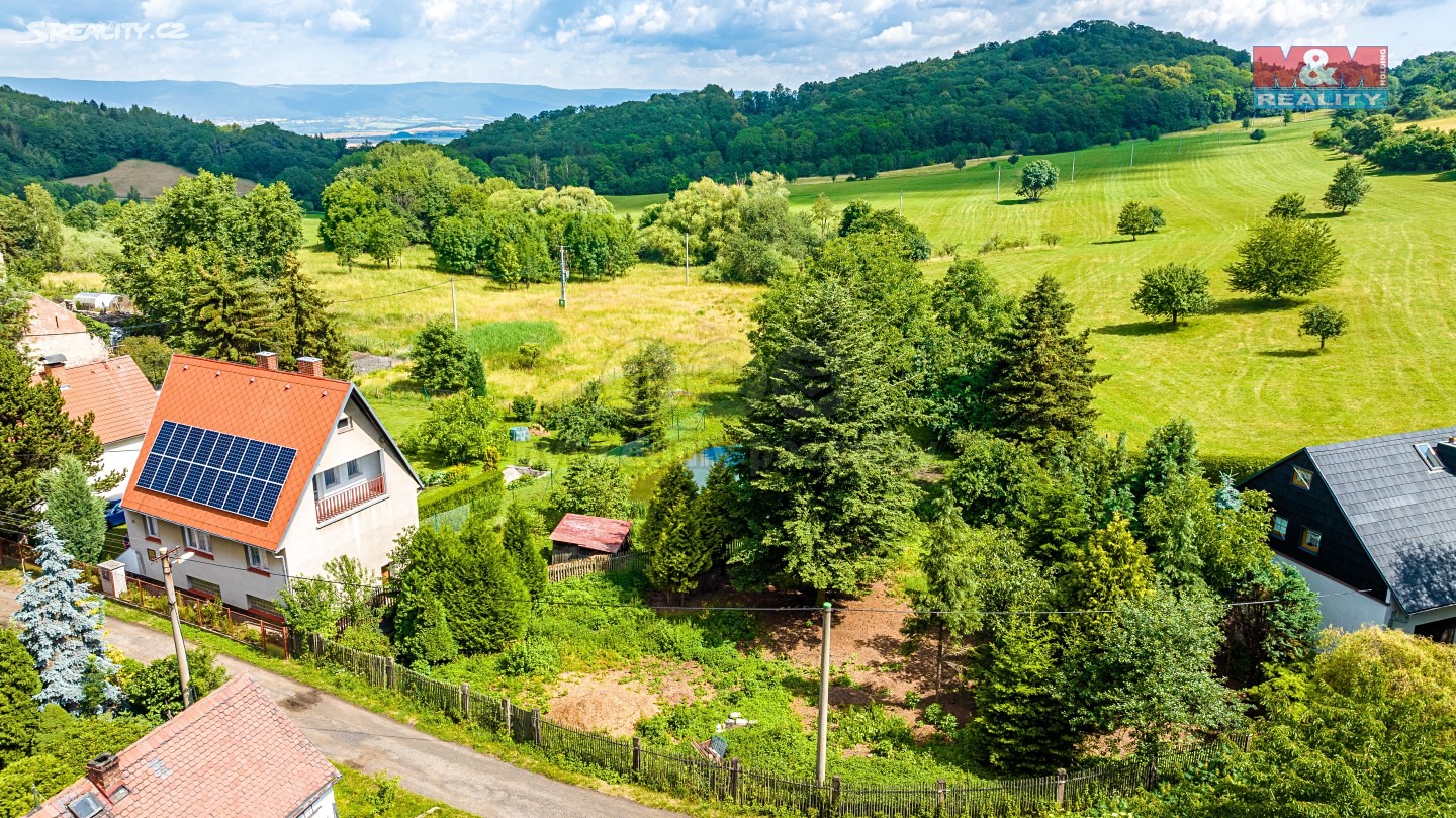 Prodej  stavebního pozemku 765 m², Žalany, okres Teplice