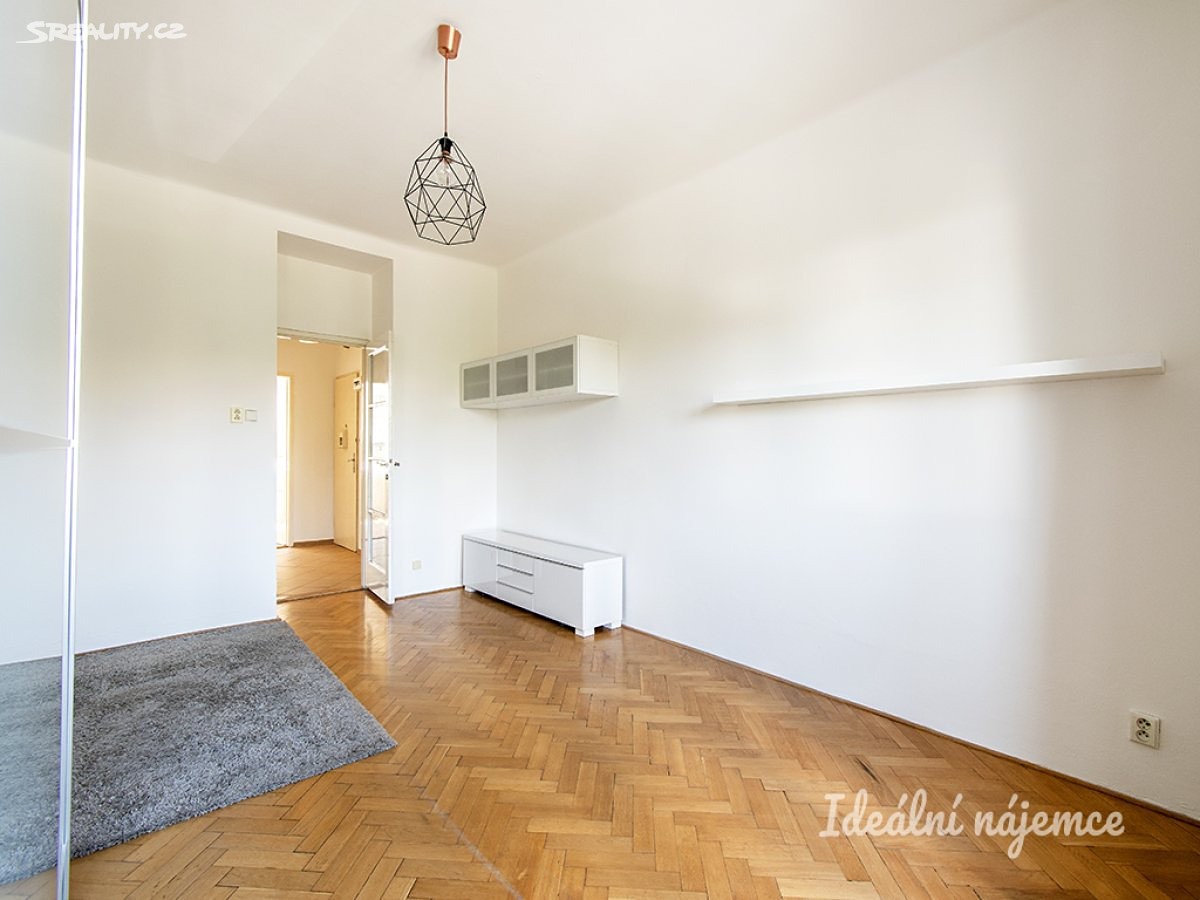 Pronájem bytu 1+1 33 m², Ondříčkova, Praha 3 - Vinohrady
