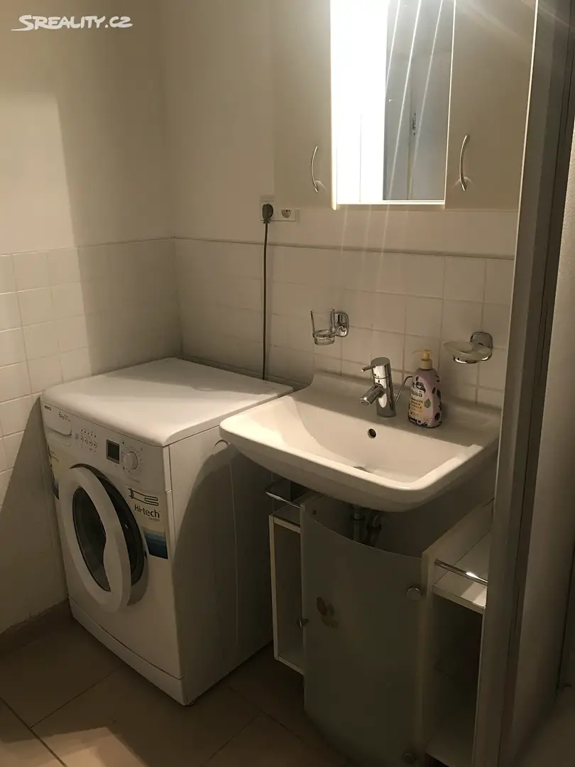 Pronájem bytu 1+kk 28 m², U Pivovaru, Dobříš