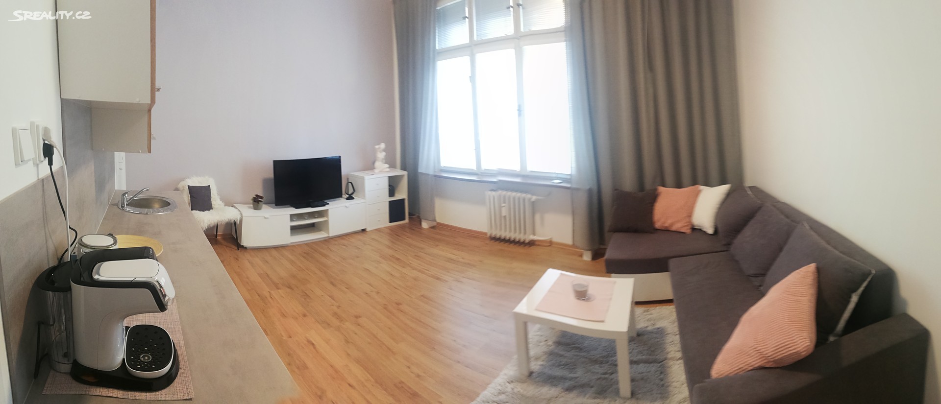 Pronájem bytu 1+kk 28 m², Střední, Ostrava - Moravská Ostrava
