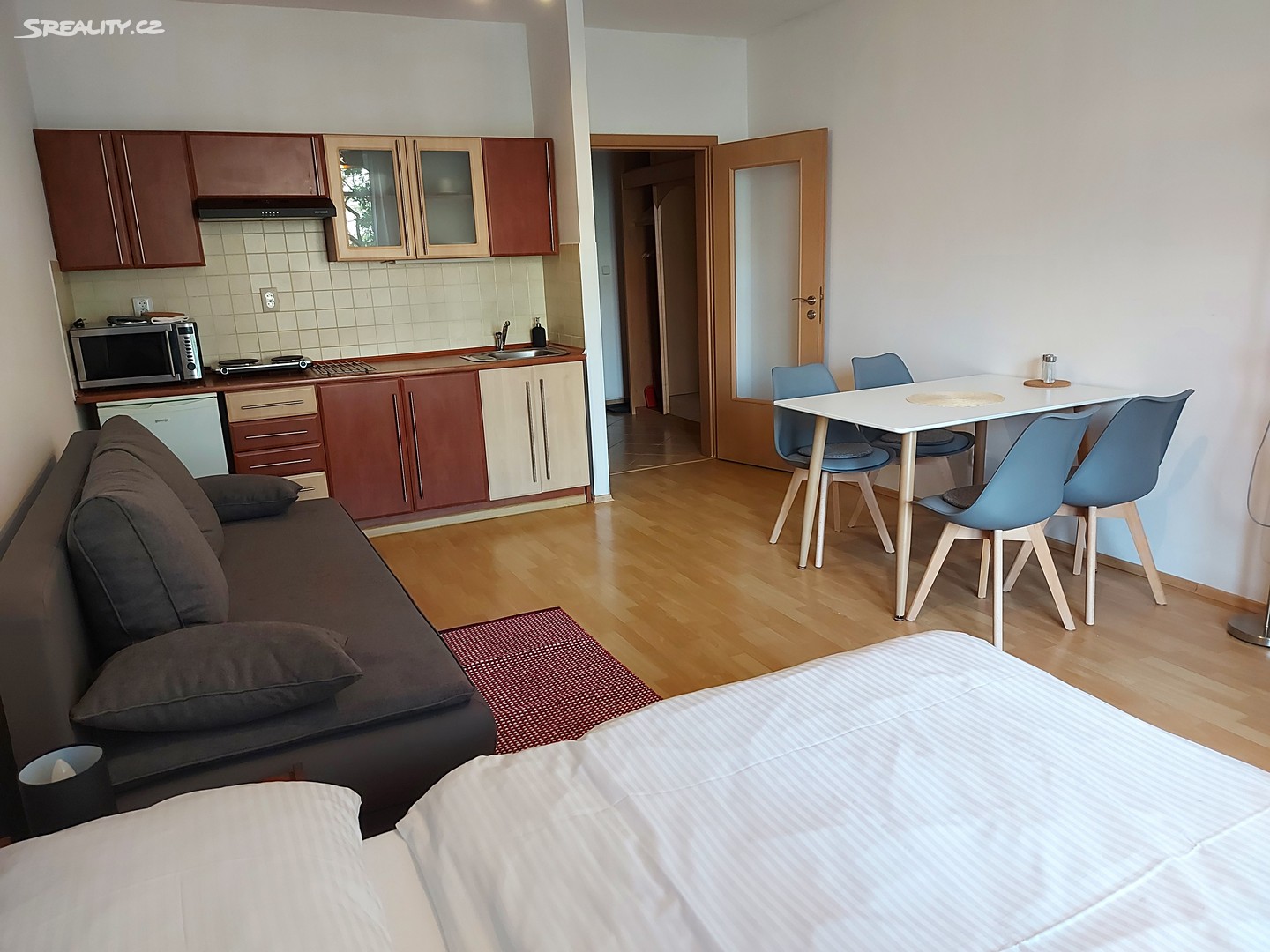 Pronájem bytu 1+kk 27 m², Studentská, Poděbrady - Poděbrady II