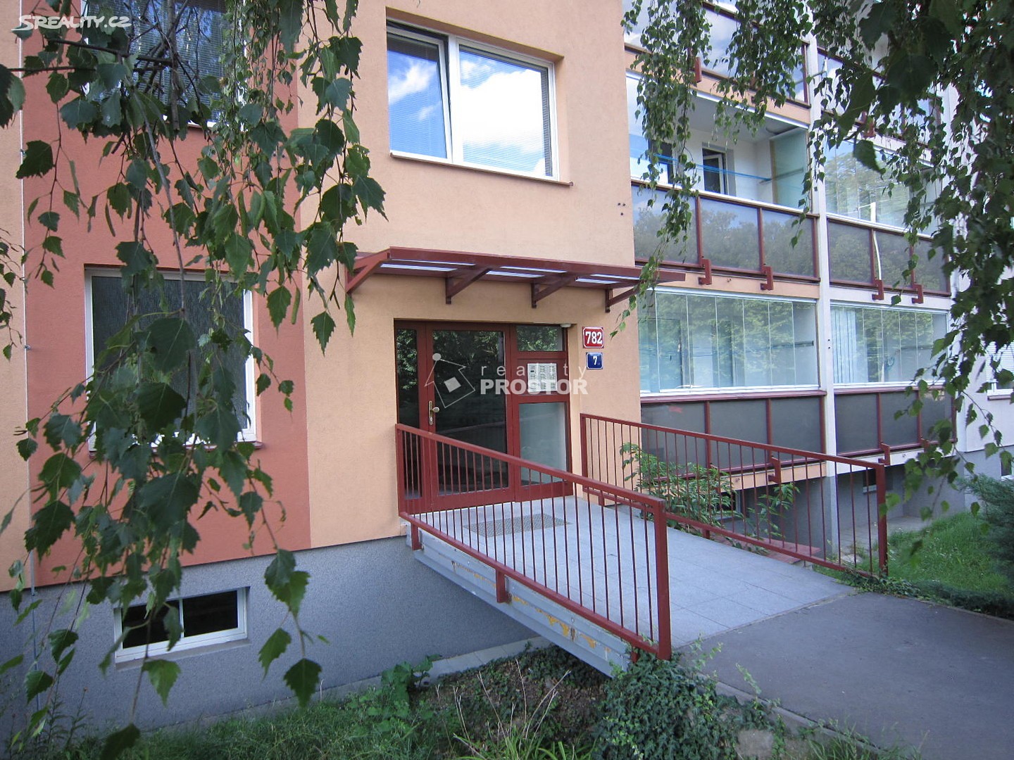 Pronájem bytu 1+kk 29 m², Lindavská, Praha 8 - Bohnice