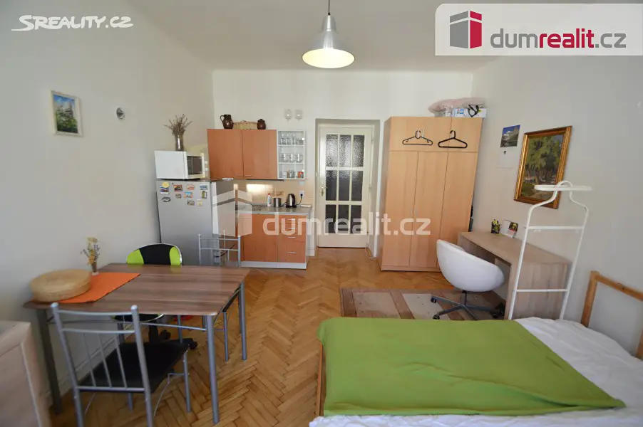 Pronájem bytu 1+kk 32 m², Na Dolinách, Praha 4 - Podolí