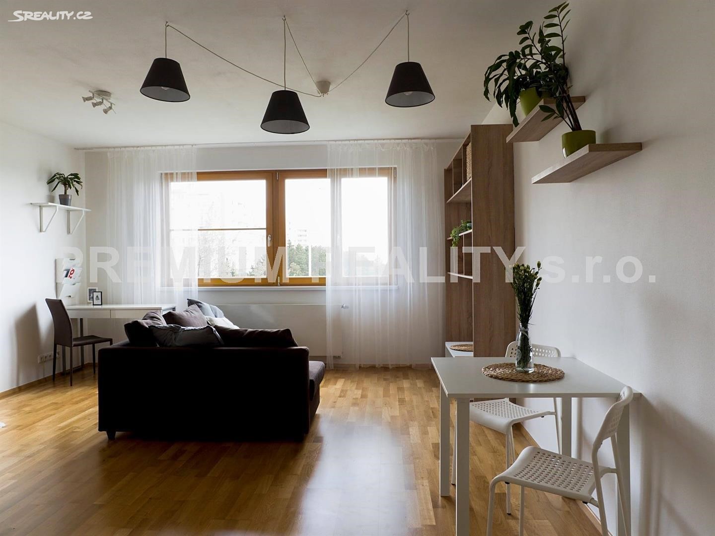 Pronájem bytu 1+kk 40 m², Praha 5 - Stodůlky