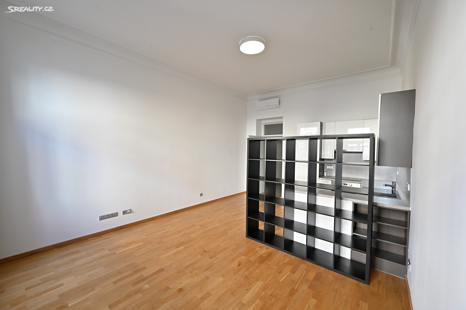 Pronájem bytu 1+kk 41 m², Vinohradská, Praha 2 - Vinohrady
