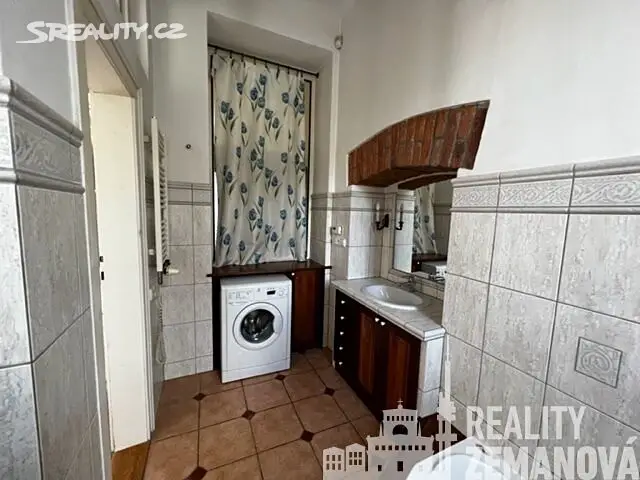 Pronájem bytu 2+1 85 m², Helmova, Praha 1 - Nové Město