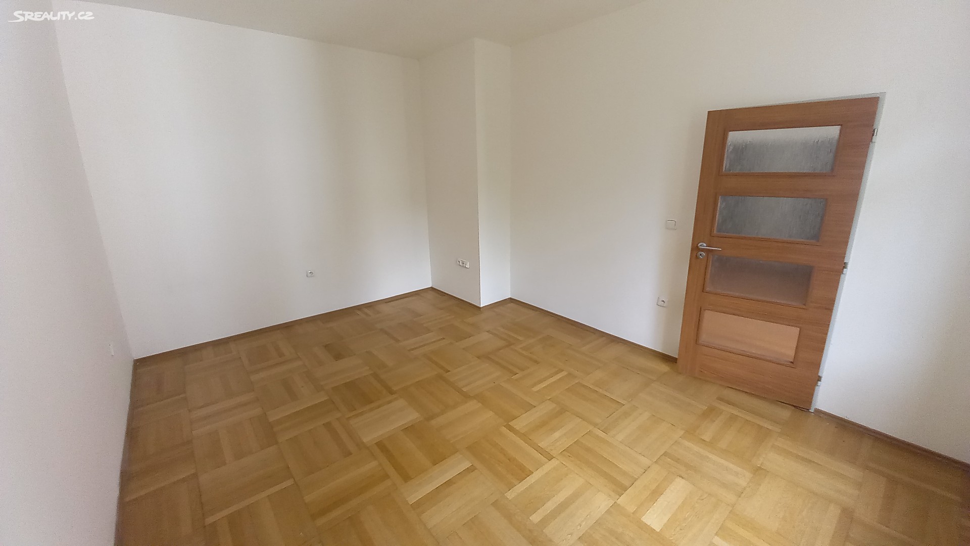 Pronájem bytu 2+kk 45 m², Podolská, Praha 4 - Podolí