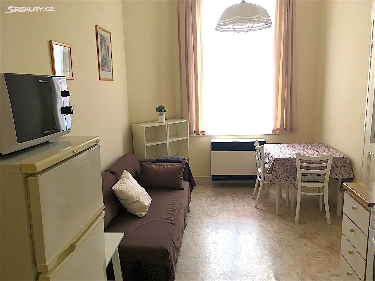 Pronájem bytu 2+kk 40 m², U Kanálky, Praha 2 - Vinohrady