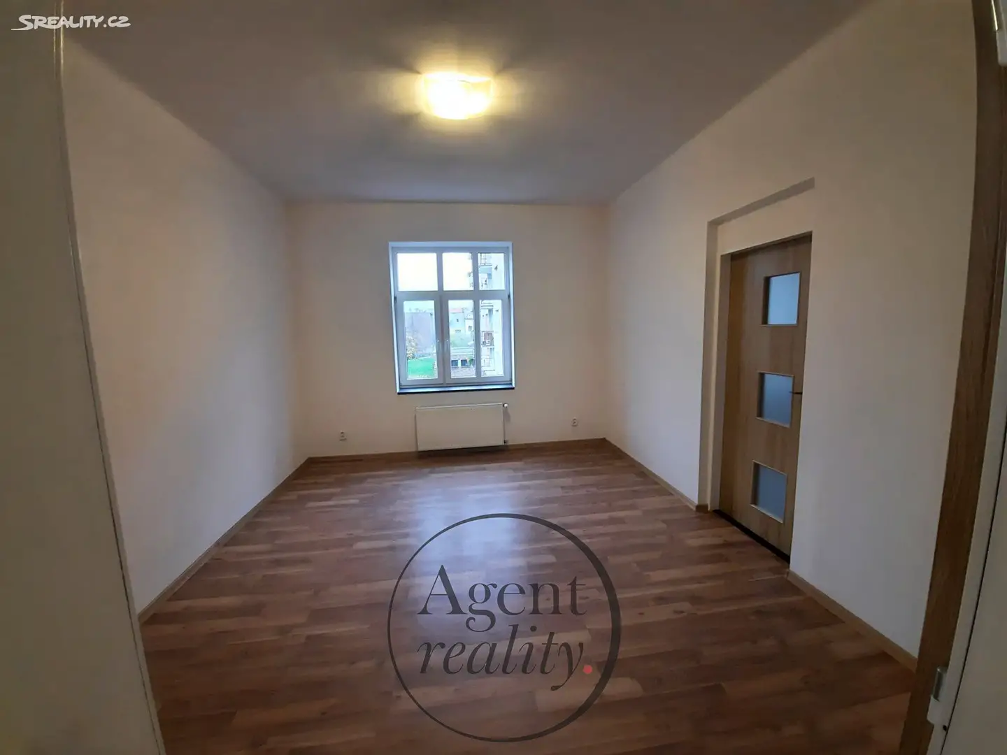 Pronájem bytu 2+kk 35 m², Kořenského, Ústí nad Labem - Střekov