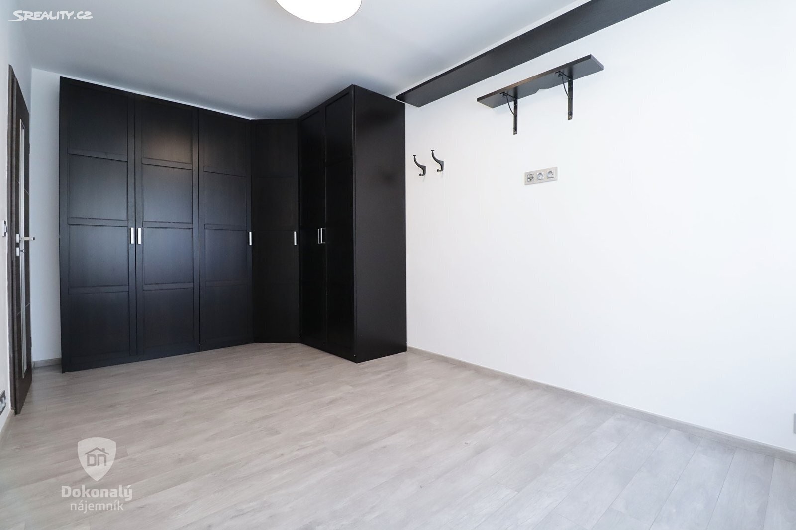 Pronájem bytu 3+1 69 m², Chabařovická, Praha 8 - Kobylisy