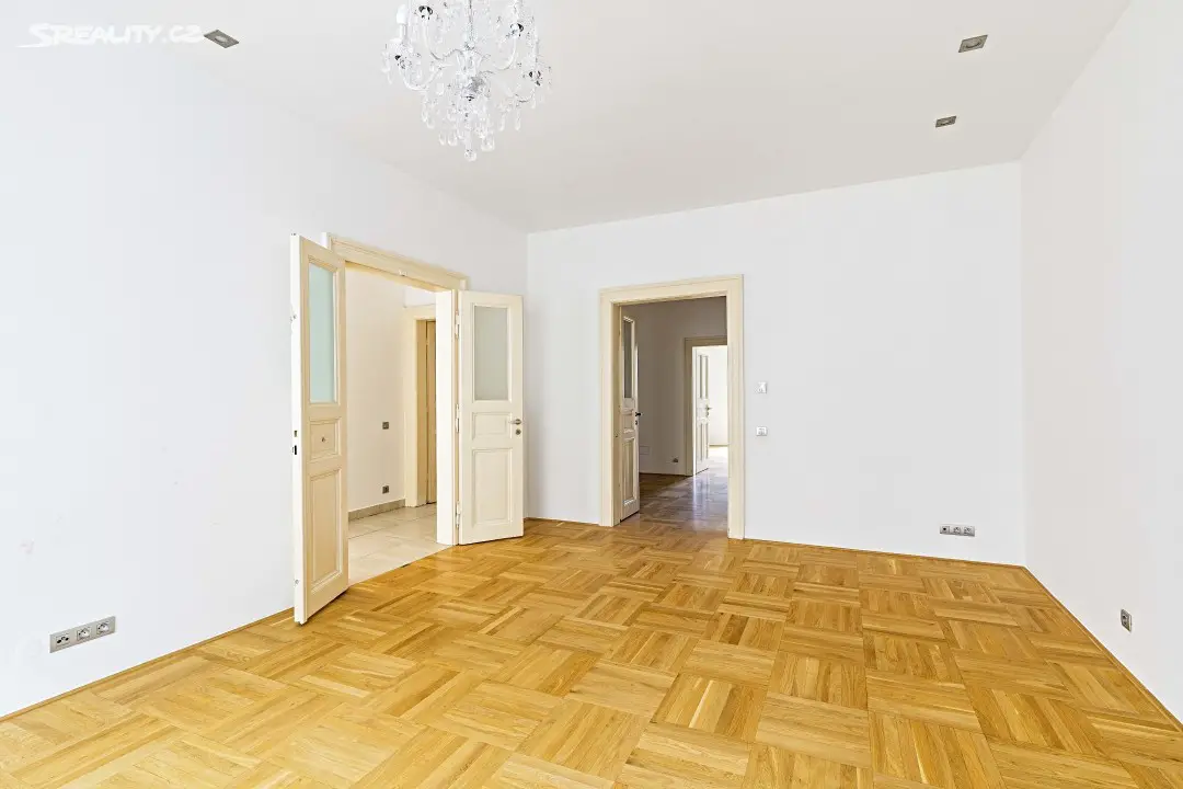 Pronájem bytu 3+1 104 m², U Kanálky, Praha 2 - Vinohrady