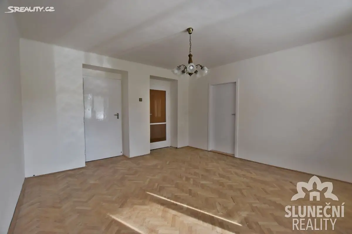 Pronájem bytu 3+1 57 m², Prokopa Holého, Uherské Hradiště
