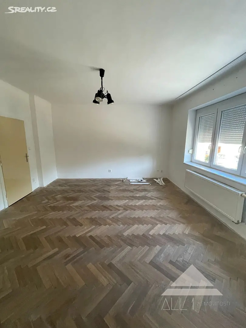 Pronájem bytu 3+kk 78 m², Nálepkova, Brno - Jundrov