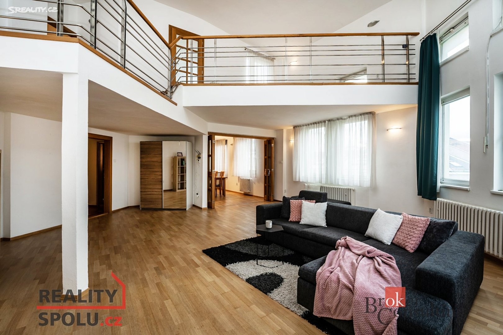 Pronájem bytu 6 pokojů a více 240 m², Balbínova, Praha 2 - Vinohrady
