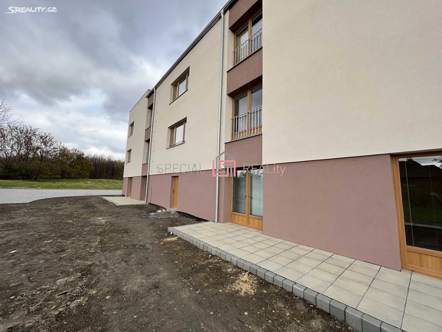 Pronájem bytu 1+kk 37 m², Ostrava - Radvanice, okres Ostrava-město